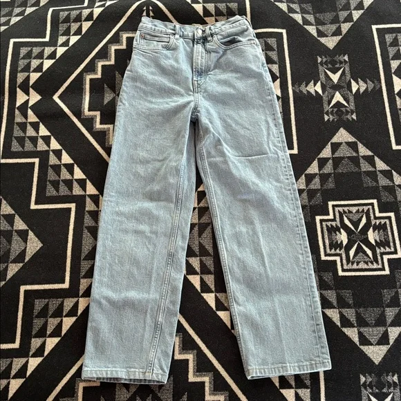 Everlane “Way High Jeans” - Picture 2 of 9